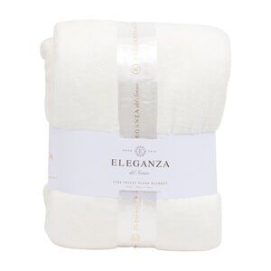 ELEGANZA Ivory Velvet Plush Blanket